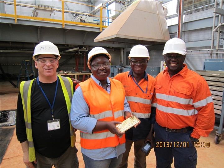 Richesses: Endeavour Mining coule le premier lingot d’or sur le site de sa mine d’Agbaou, en avance sur le planning